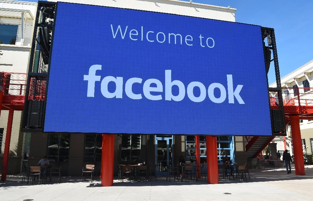 How to use Facebook friend data to quickly expand your network of contacts?